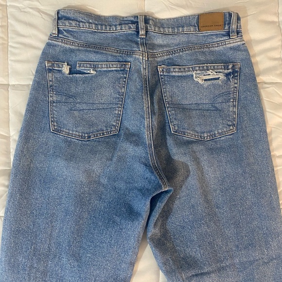 Blue Jeans - Picture 2 of 4